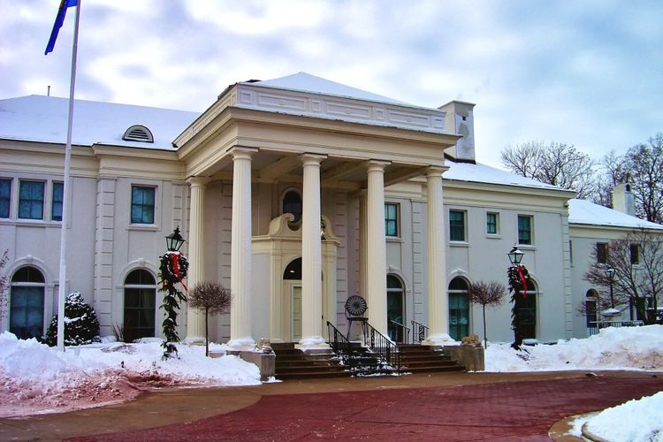 Maple Bluff Homes for Sale | Maple Bluff Real Estate